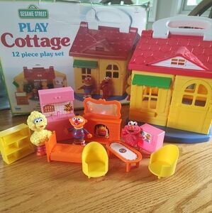 Vintage Sesame Street Play Cottage Playset Yellow Red Used